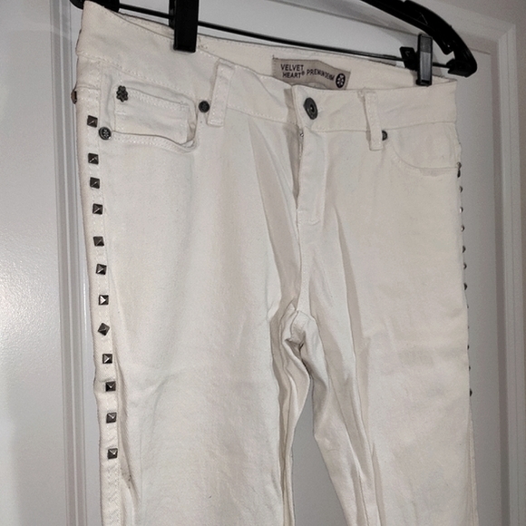 Velvet Heart Edgy Studded White Skinny Jeans Sz 27 - Picture 3 of 9